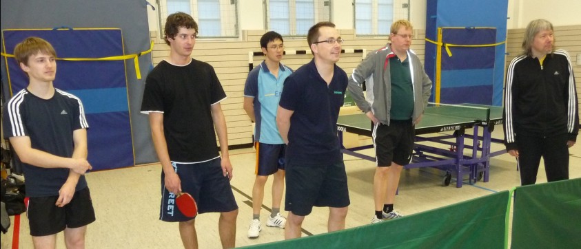 SGS III bei der Begruessung vor dem Spiel gegen CVJM II