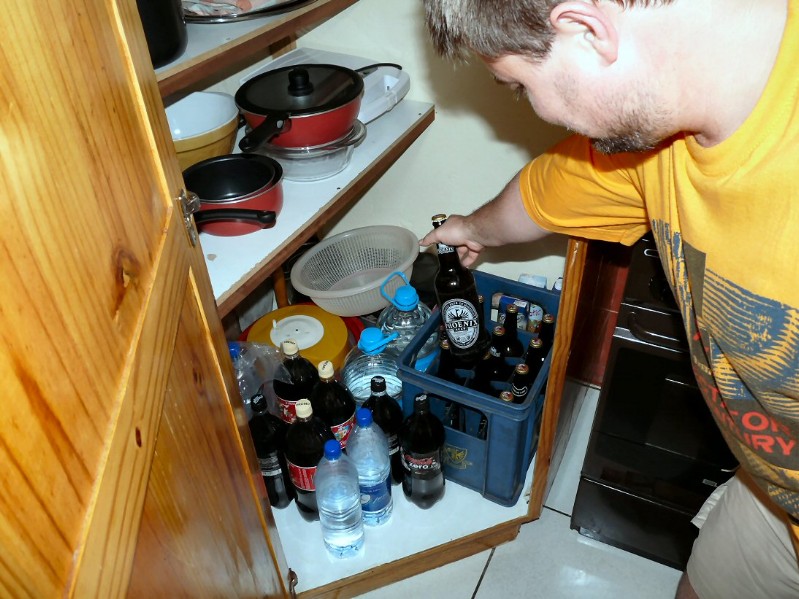 Davon gibts hier große 0,65l Flaschen im Kasten