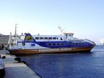 Fhre des "Dodekanisos Express" im Hafen von Rhodos