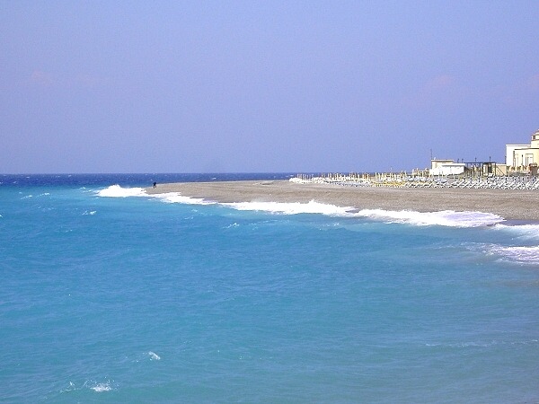 Meer und Strand an der Nordspitze von Rhodos