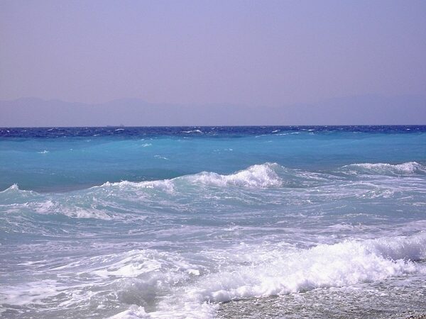 Meer und Strand an der Nordspitze von Rhodos