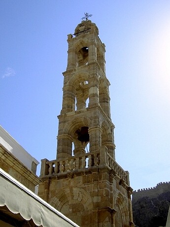 Altstadt von Lindos: der Glockenturm der Marien-Kirche