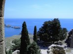 Lindos: Blick von der Akropolis auf das Meer