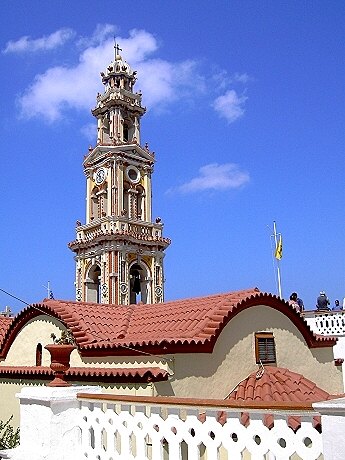 Der Glockenturm des Klosters Panormitis
