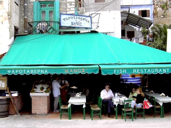 Taverne in Symi Gialos